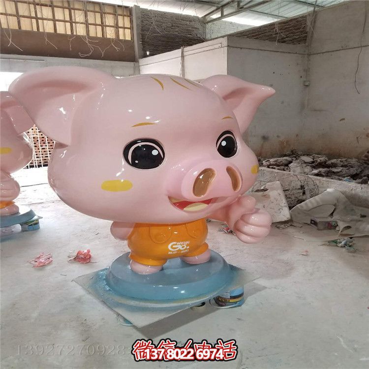 玻璃鋼豬雕塑，為您的店鋪、戶外公園增添熱鬧氣氛