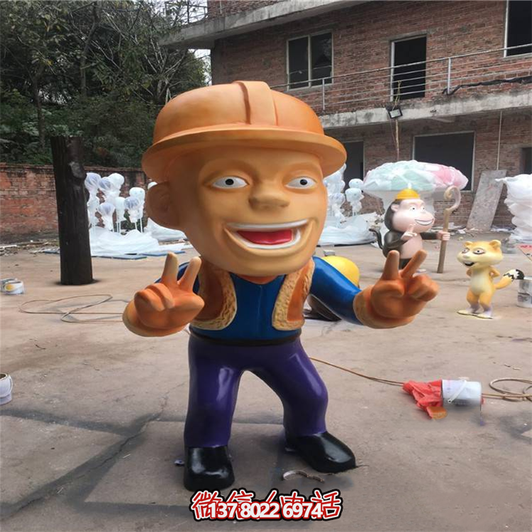 光頭強玻璃鋼雕塑，比v的光頭強