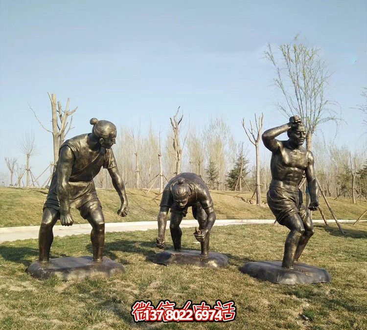 公園草坪擺放玻璃鋼仿銅農耕文化插秧人物雕塑 公園草坪擺放玻璃鋼仿銅農耕文化插秧人物雕塑