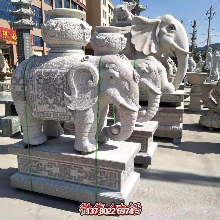 庭院飯店門(mén)口大型招財(cái)大象雕塑