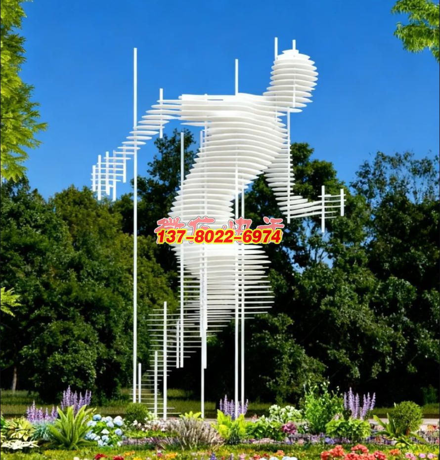 躍動先鋒?不銹鋼運(yùn)動人物景觀雕塑 —— 逐夢時(shí)空的活力符號